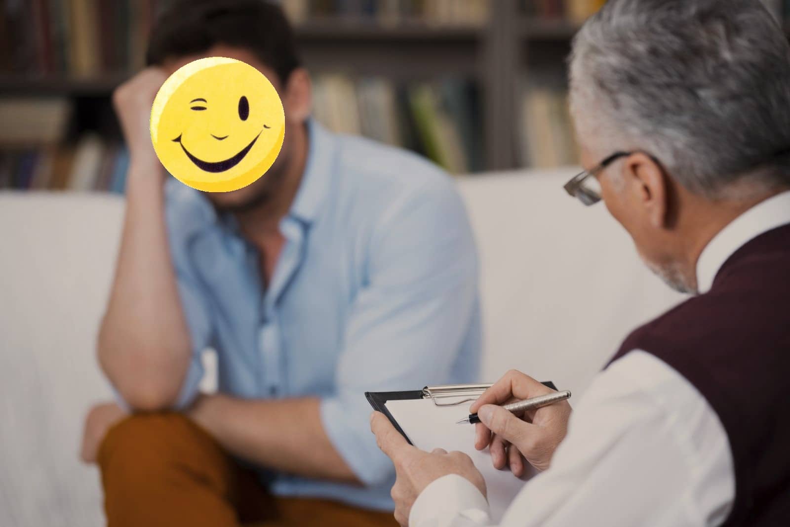 صورة لـ هل تشعر بالاكتئاب؟ إليك أفضل مواقع الويب للحصول على الأخبار الجيدة | therapist-therapy-man-depressed-sad-CBT-dima_sidelnikov-iStock_76862787_MEDIUM-min-DzTechs