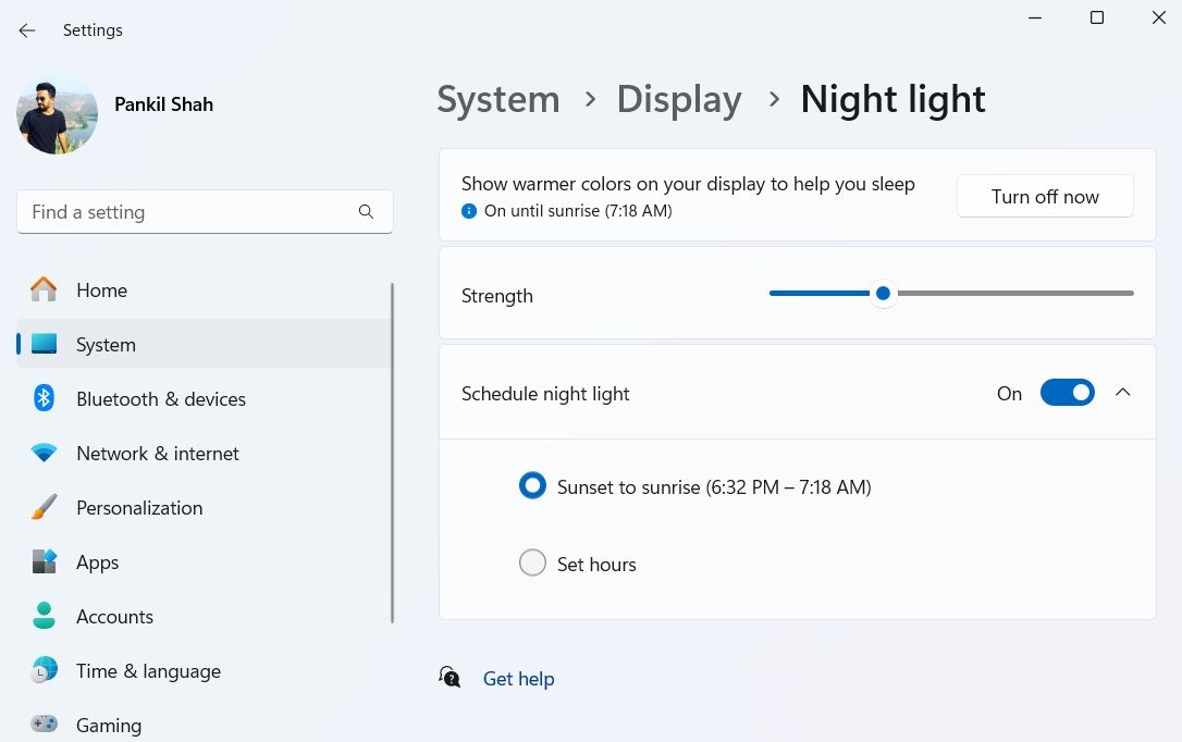 إعدادات Windows التي تعرض إعداد الوضع الليلي