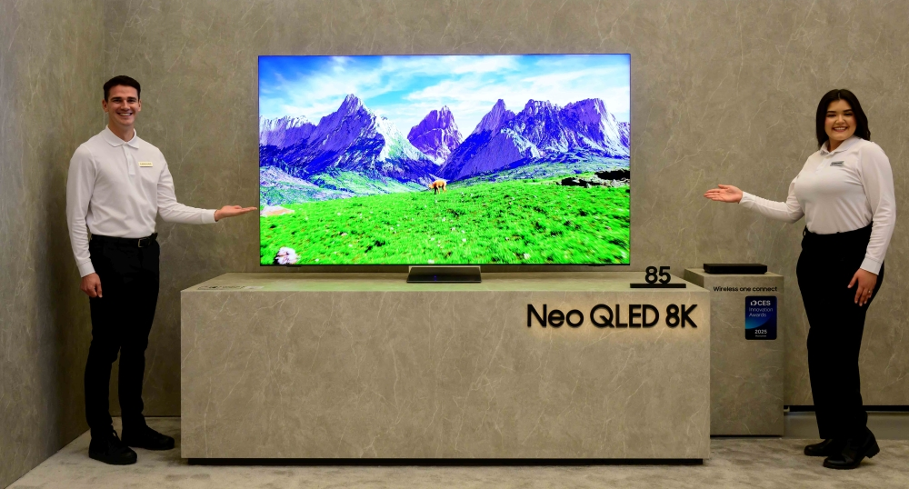 samsung qn990f 8k television at ces 2025